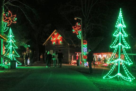 Christmas Events Hiawasee Ga 2022 Mountain Country Christmas In Lights | Tennessee River Valley