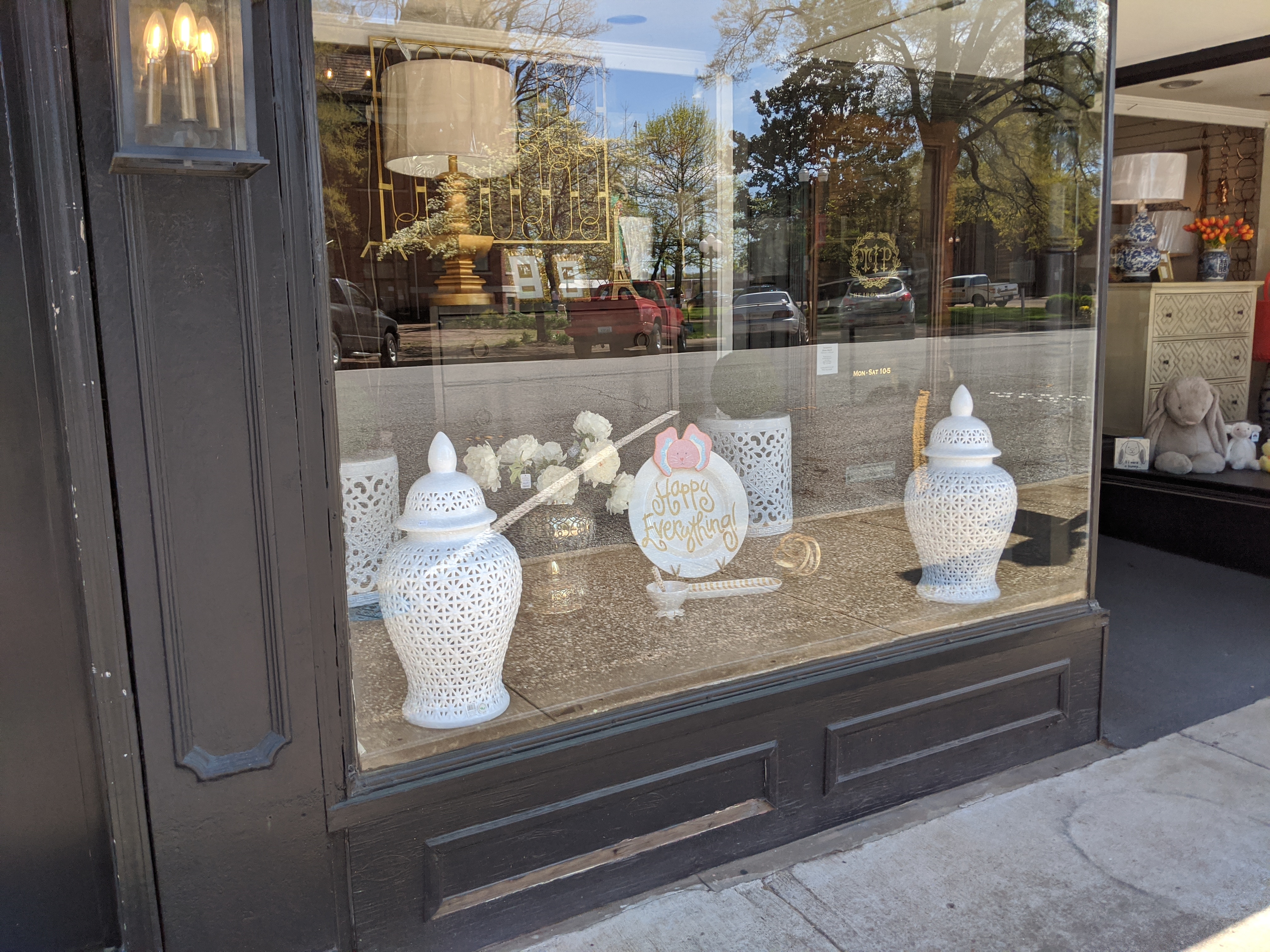 Shops of Downtown Paris, TN Tennessee River Valley