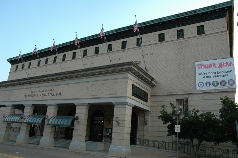Soldiers and Sailors Memorial Auditorium Tennessee River Valley