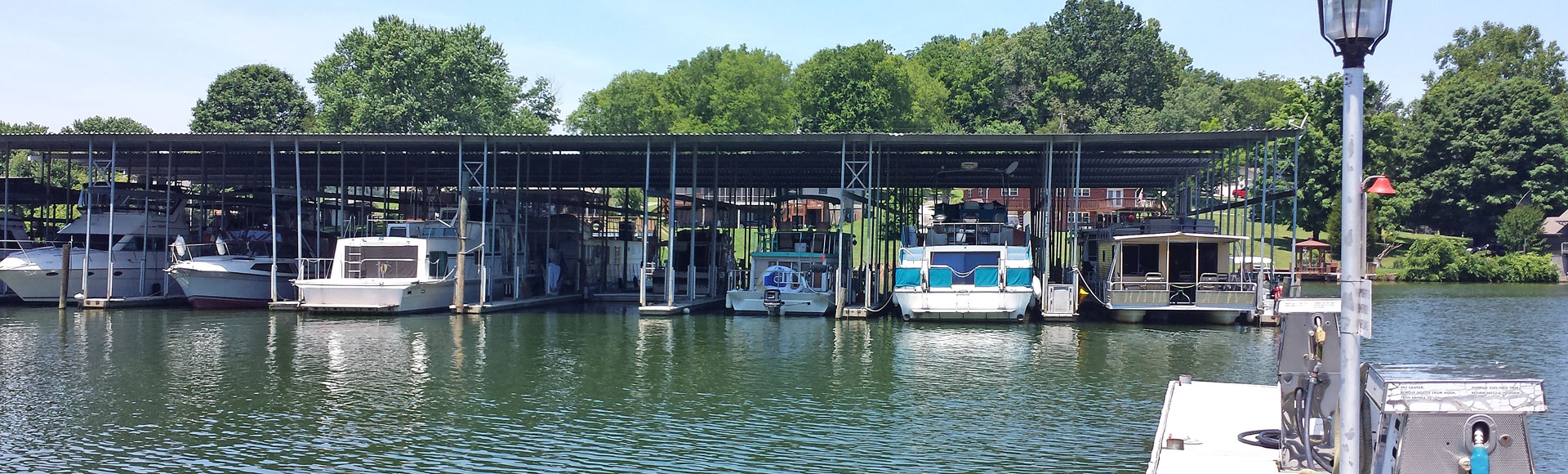 Whispering Cove Marina Tennessee River Valley
