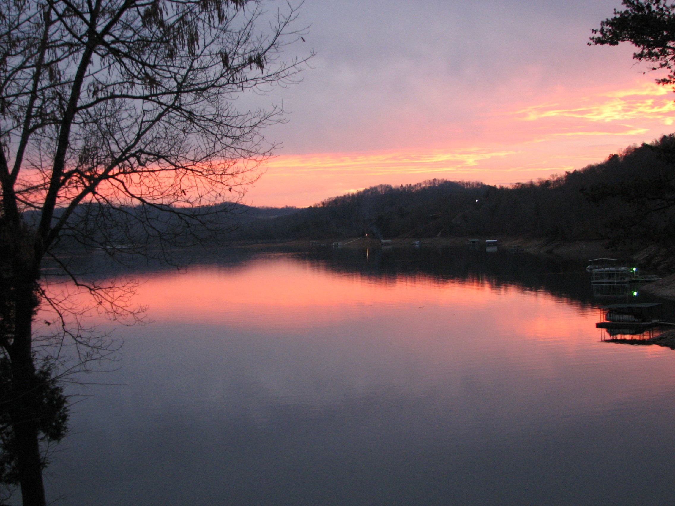 Tn River Valley News - d0rfid4