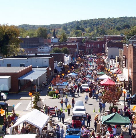 Clinch River Fall Antique Festival Tennessee River Valley