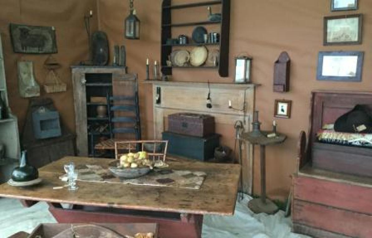 "Days of the Pioneer" Antique Show Tennessee River Valley
