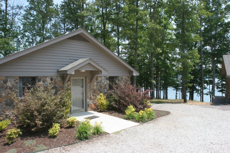 Bear Creek Lakes Elliott Branch Cabins Tennessee River Valley