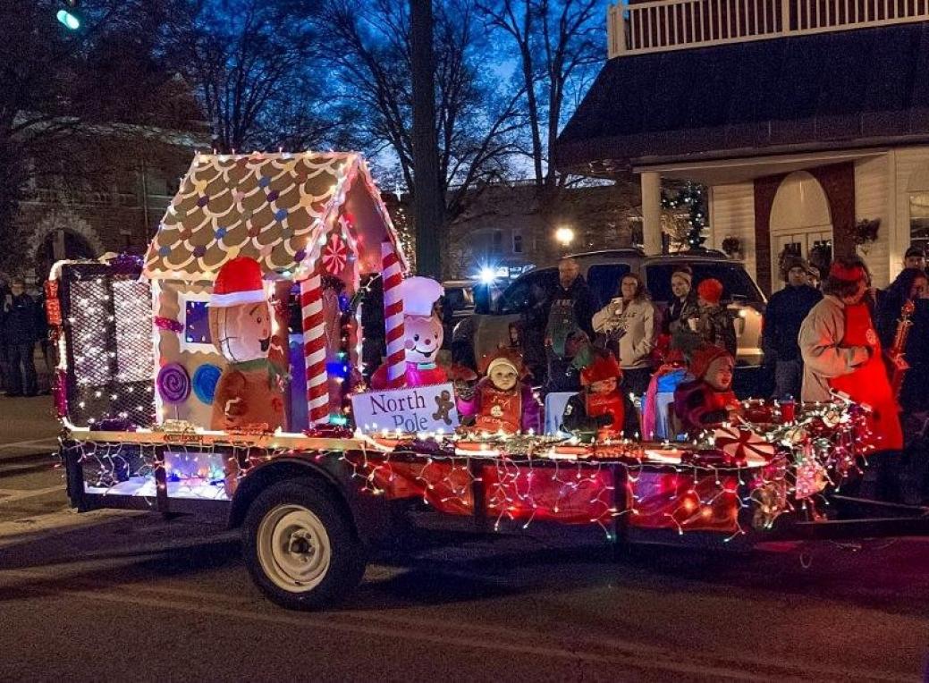 2021 Holly Jolly Parade | Tennessee River Valley
