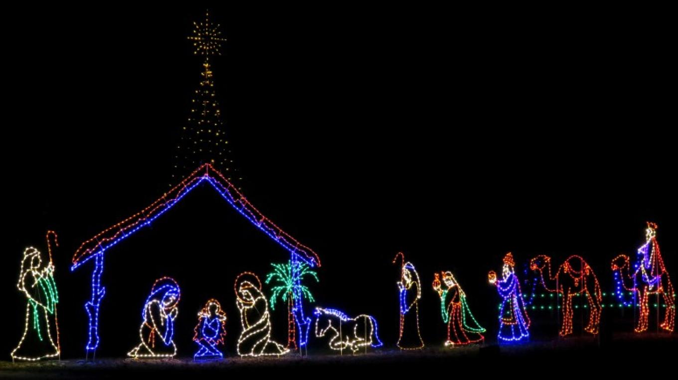 Mountain Country Christmas In Lights Tennessee River Valley Light Up Hiawassee Christmas 2021