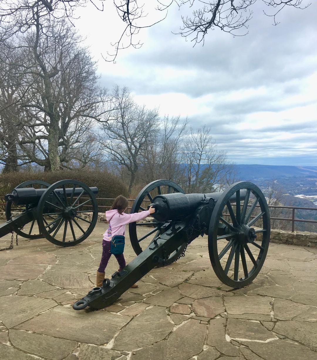 Civil War Cannon - Lookout Mountain - Chattanooga Tennessee Bath