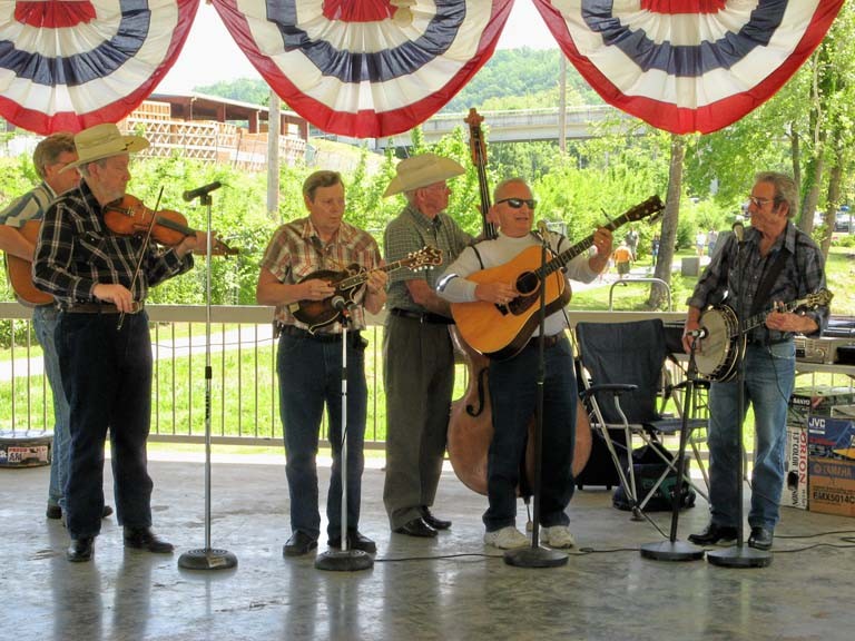 Hooray for Harriman Labor Day Festival Tennessee River Valley