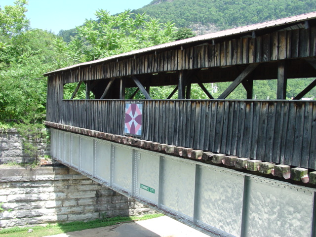 Covered Bridge &ndash; Steve Roark