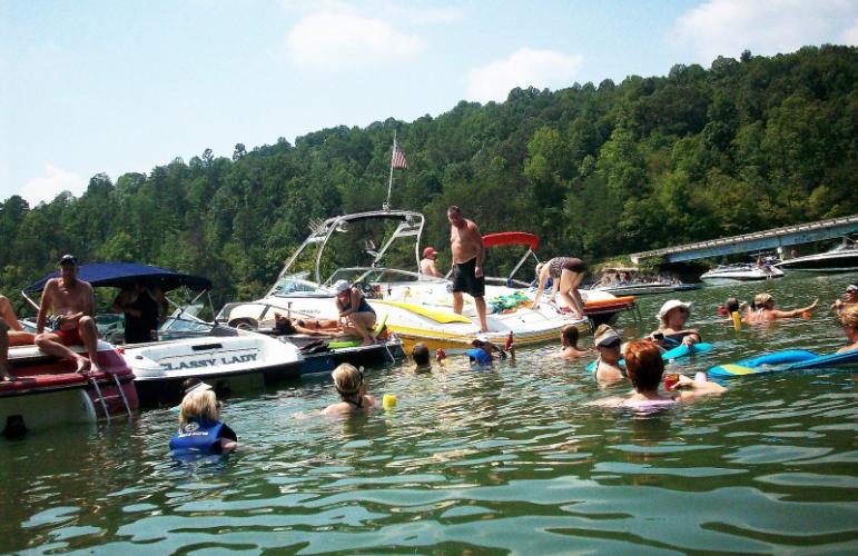 Deerfield Resort on Norris Lake Tennessee River Valley